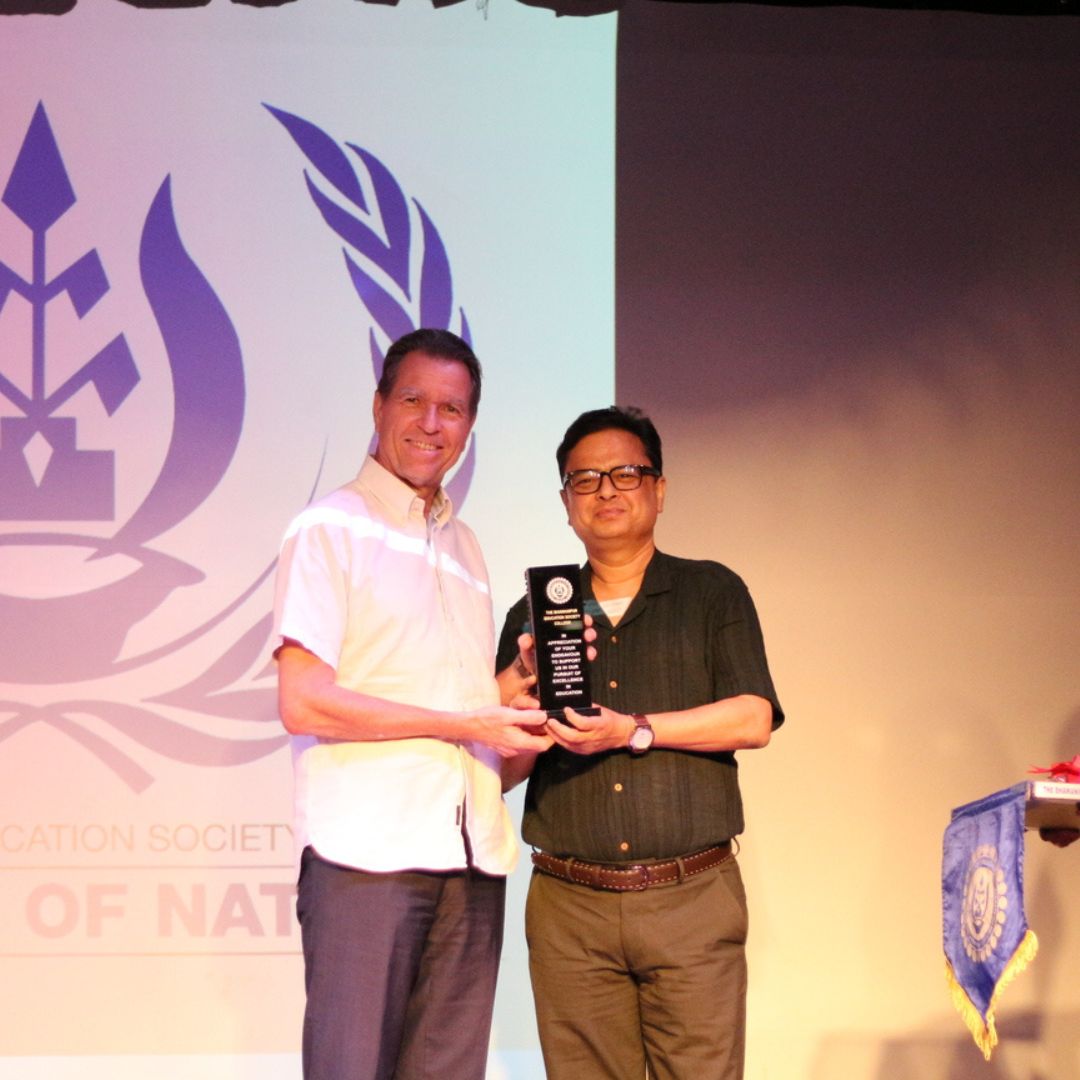 AON : A 4-Day Simulation of Model United Nations