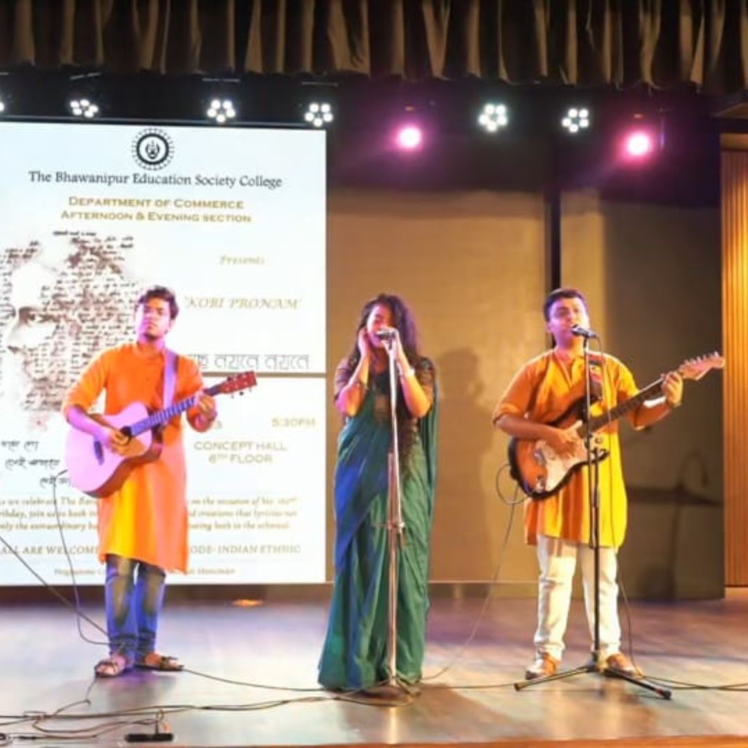 Rabindra Jayanti Celebration ‘Kobi Pronam’- “ROYECHO NOYONE NOYONE”